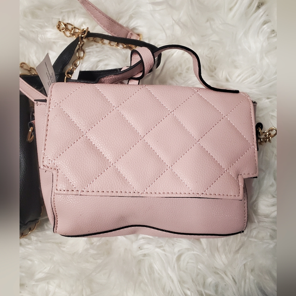 Vegan Small Crossbag in Black and Rose Blush